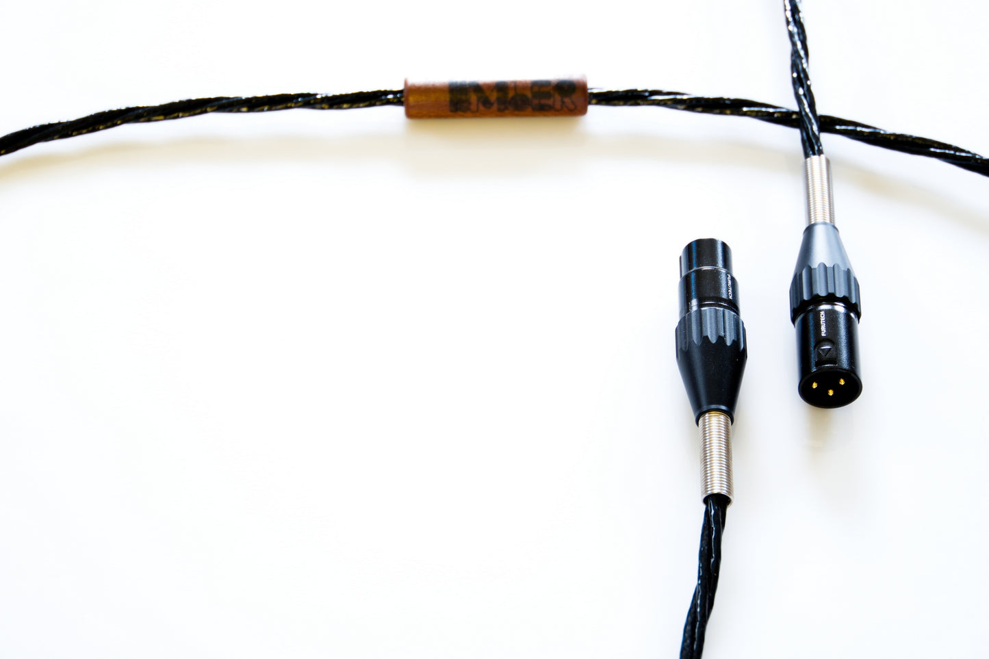 Timber model 23 XLR interlink