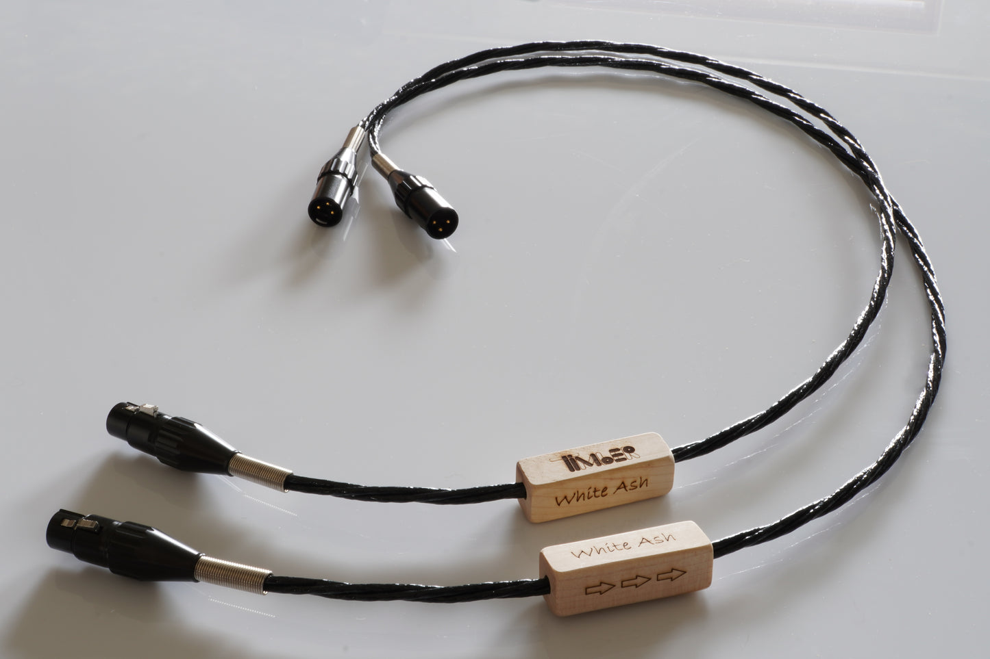 White Ash interlink XLR