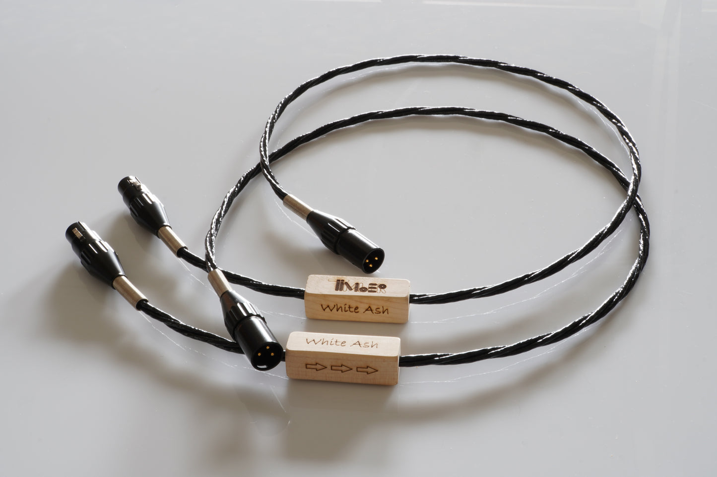 White Ash interlink XLR
