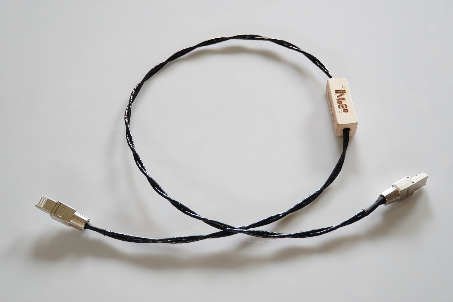 White Ash UTP kabel