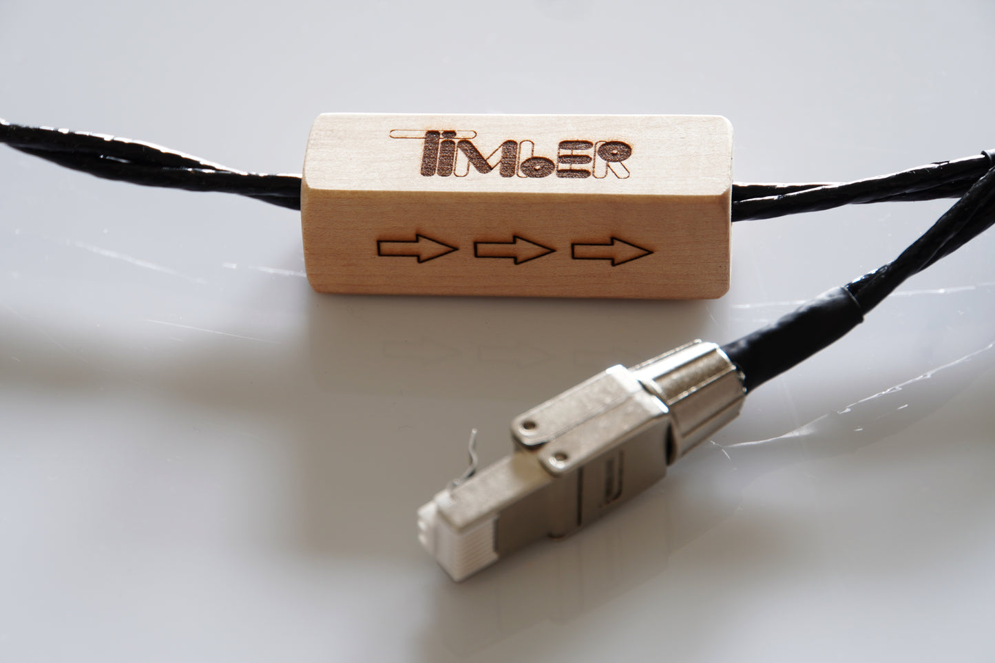 White Ash UTP kabel